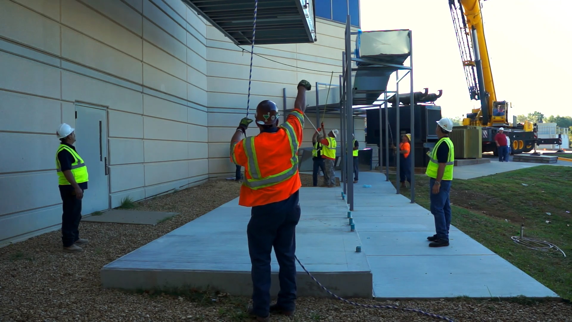 Building image showing the company