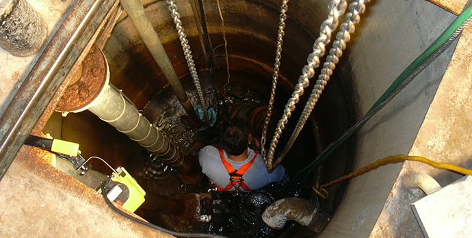 Building image showing the company